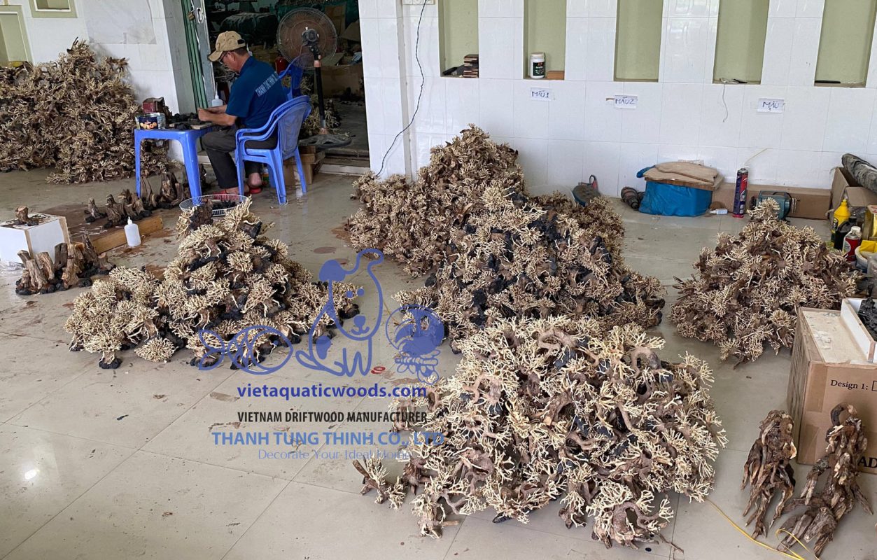 We offer low MOQs, free samples for custom bonsai driftwood wholesale