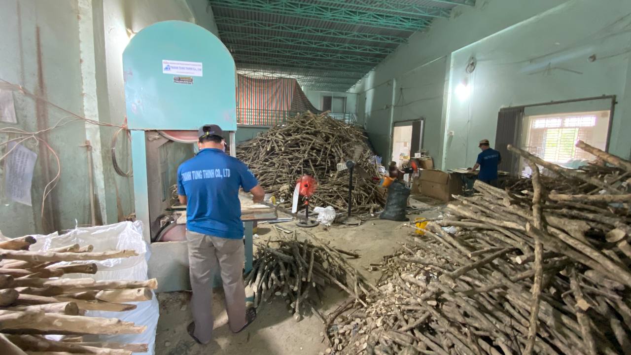 Spider wood Factory