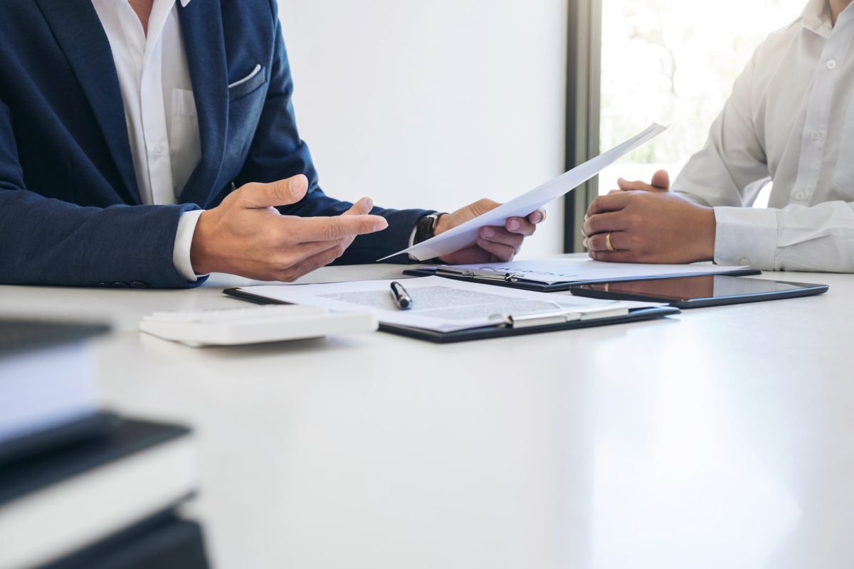 Clear communication and reliable lead time
