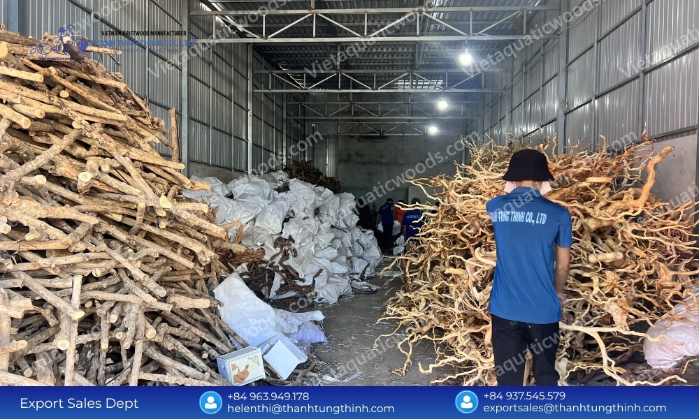 Direct Factory Sourcing: Re-Selling Kimchi Driftwood Wholesale Profitably