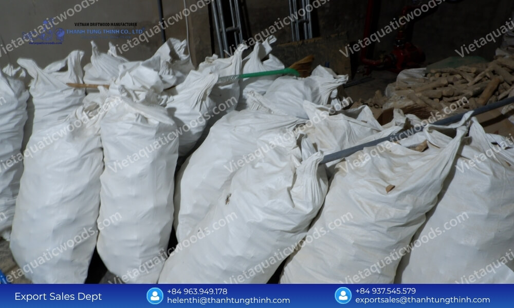 Global Sanda Driftwood Exporter: Safe Palletized Worldwide Delivery