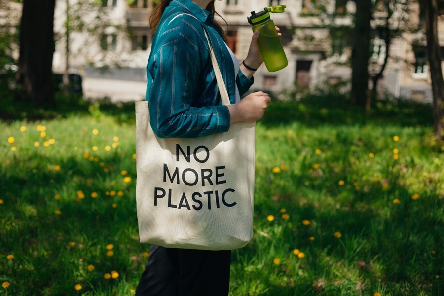 Consumers are ditching synthetics for natural options