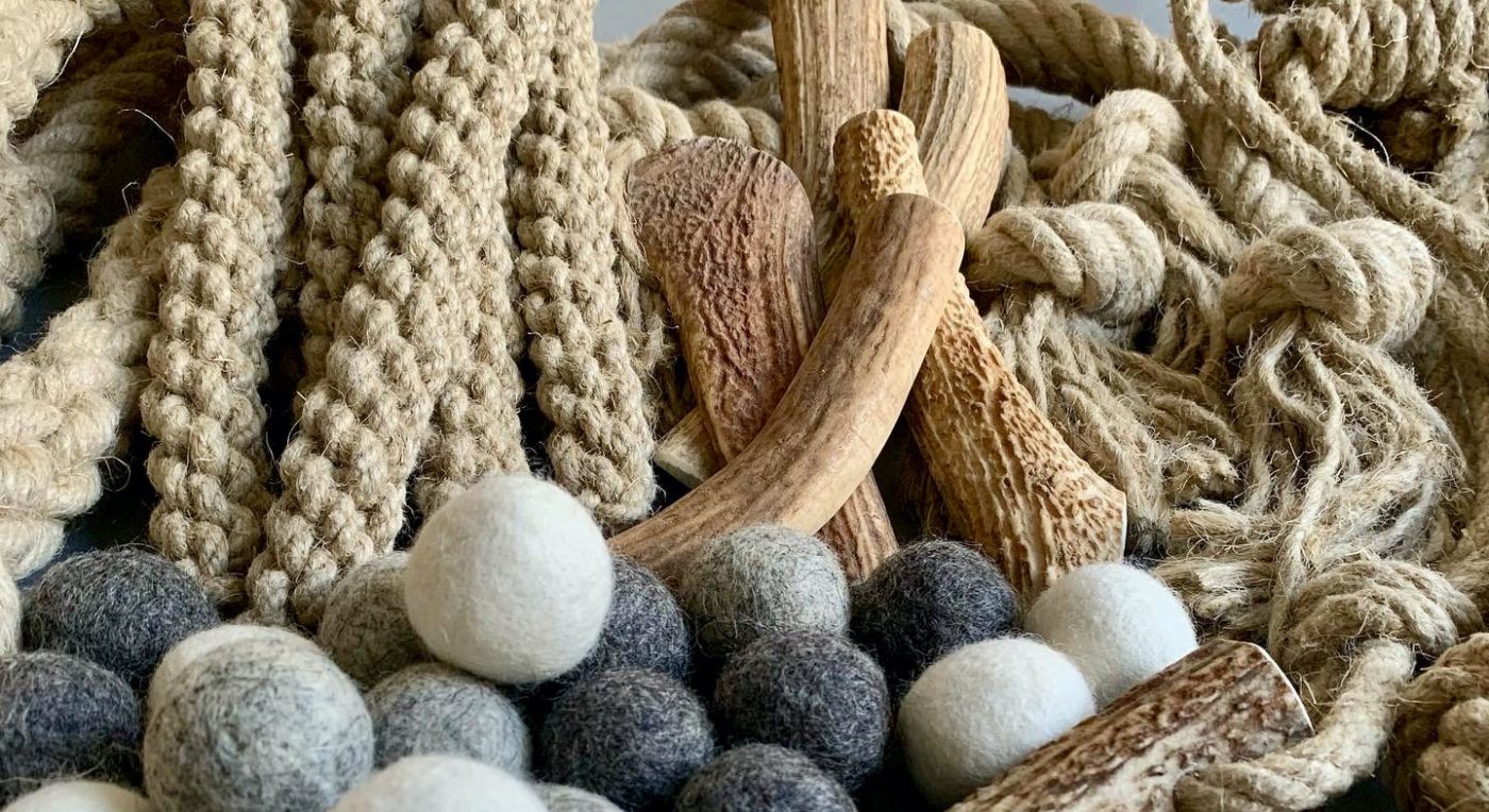 Natural and organic pet items