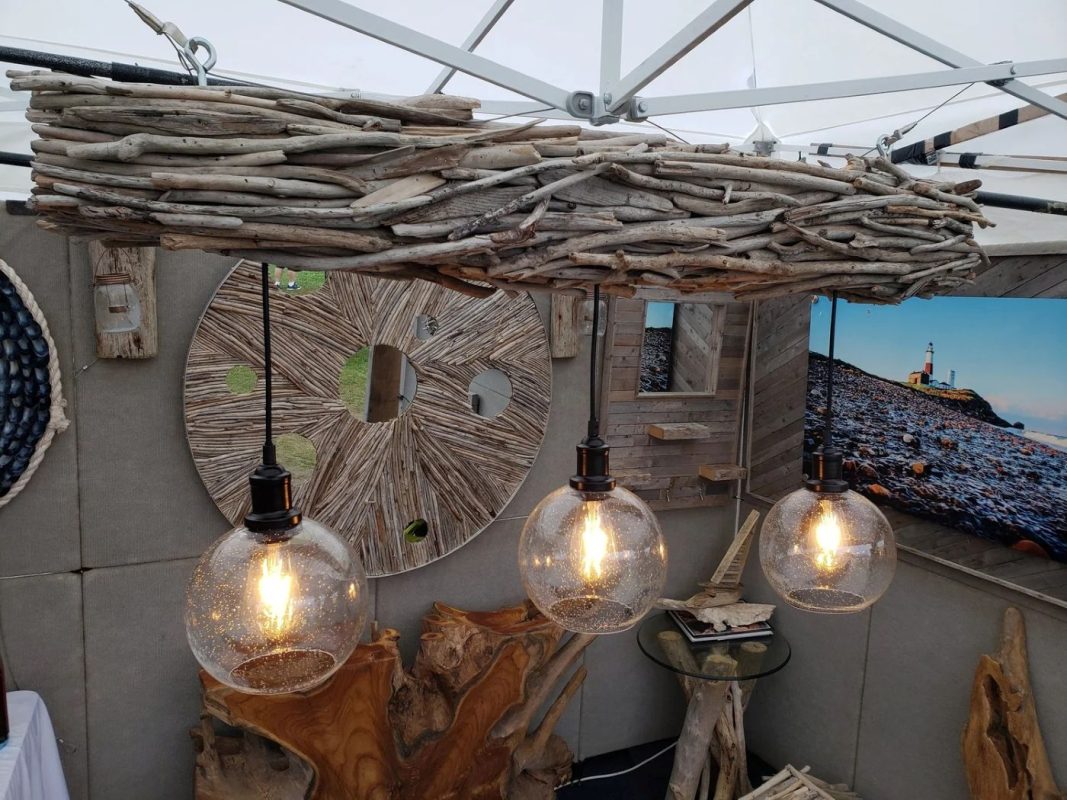 Driftwood pendant lamp