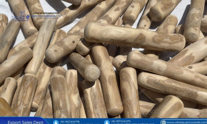 Premium splinter resistant coffee wood dog chews processed at Vietaquaticwoods factory