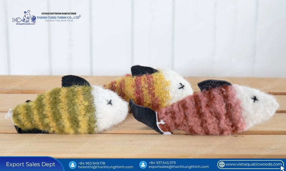 Best Toys for Kittens Aged 8 Weeks to 12 Months: How Wholesalers Can Expand Their Catalog