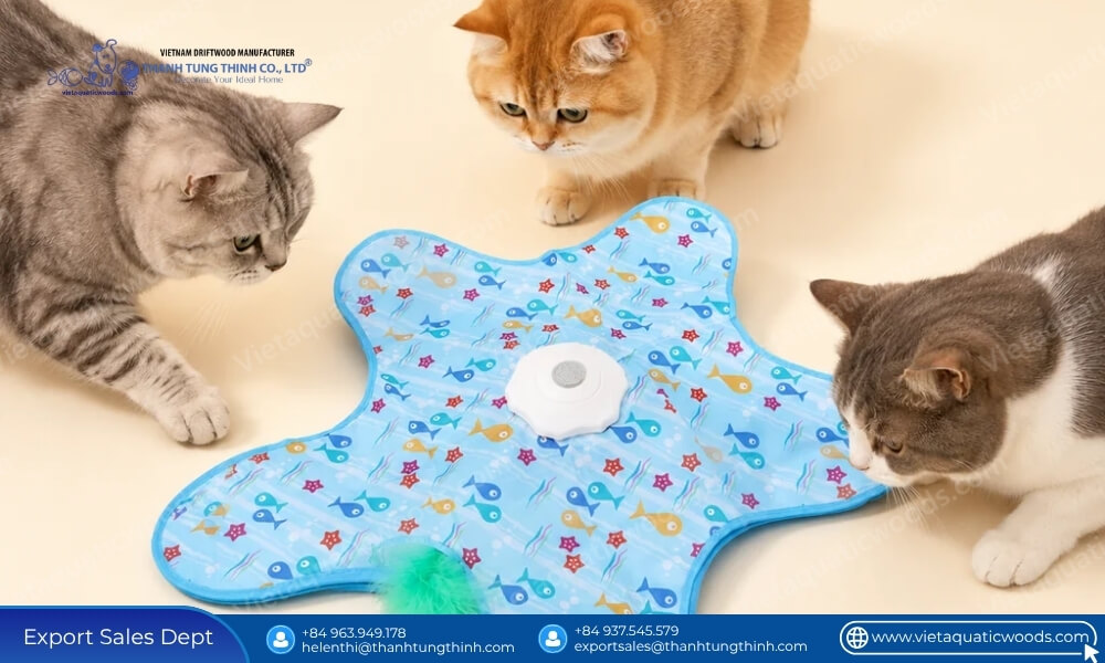 SmartyKat Electronic Motion/Moving Toy