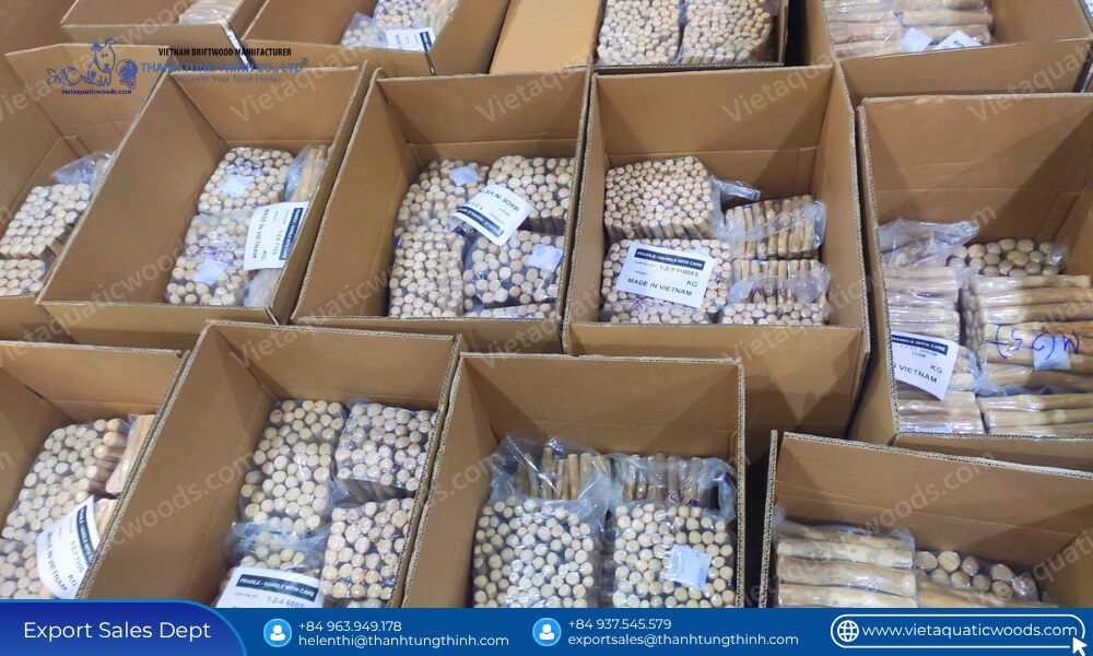master cartons packed for export under high monthly supply capacity for coffee wood dog chews